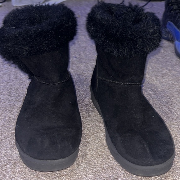 UGG Shoes - Black Fluffy Uggs